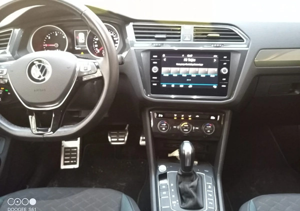 Volkswagen Tiguan cena 94700 przebieg: 102300, rok produkcji 2020 z Uniejów małe 232
